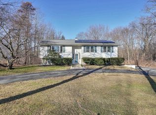 67 Rombout Rd, Pleasant Valley, NY 12569