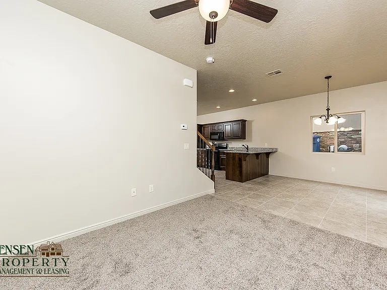 370 W Buena Vis #102 — Photo 11