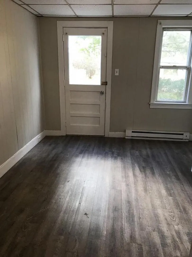 Carlisle School District 1-Bedroom w/ Loft, 1-Bathroom Row-Home For Rent in Carlisle, PA. — Photo 2