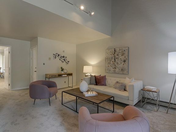 5th image of 505 Cypress Point Dr Unit 251