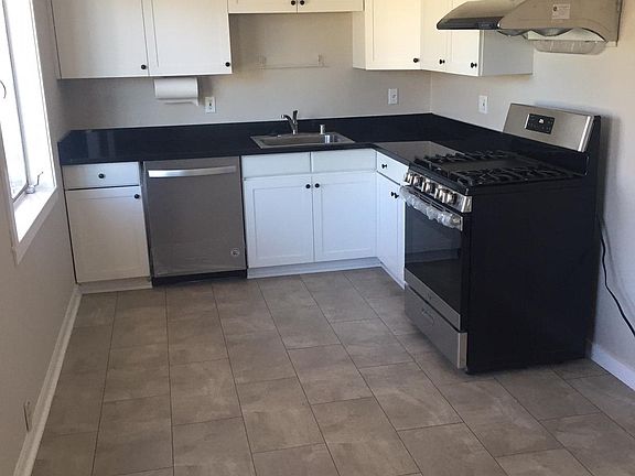 2nd image of 1416 Parsons Ave