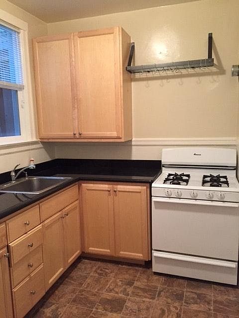 1st image of 1447 Jones St APT 1