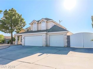 902 Arrowhead Trl, Henderson, NV 89002