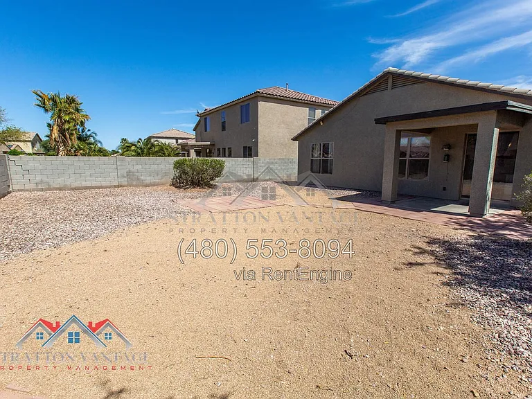 42322 W Lunar St — Photo 35