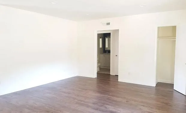 5212 Topanga Canyon Blvd #1 — Photo 7