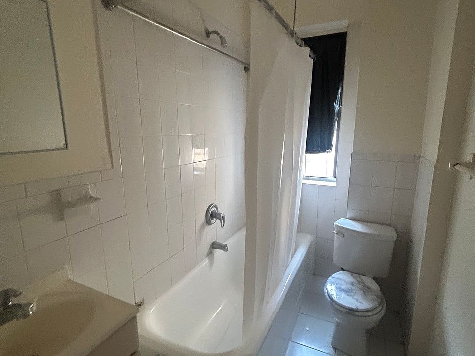 2nd image of 11 W 172nd St APT 6