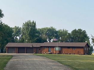 15147 72nd St NE, Grafton, ND 58237