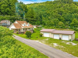 60 Rj Wagers Rd, Manchester, KY 40962