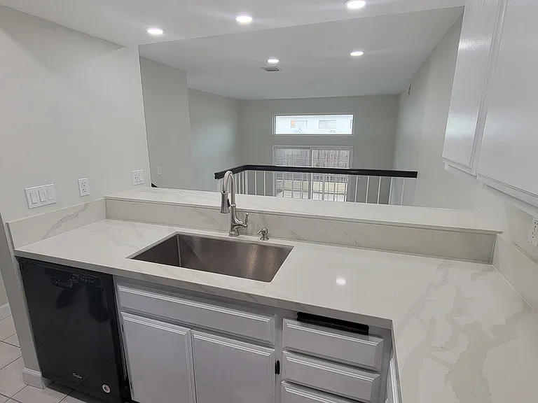 5081 College View Ave #5 — Photo 7