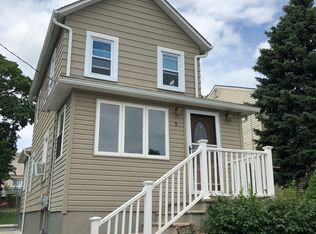 9 Walling St, Sayreville, NJ 08872