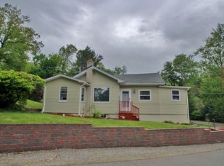 119 Dock Way, Hopatcong, NJ 07843