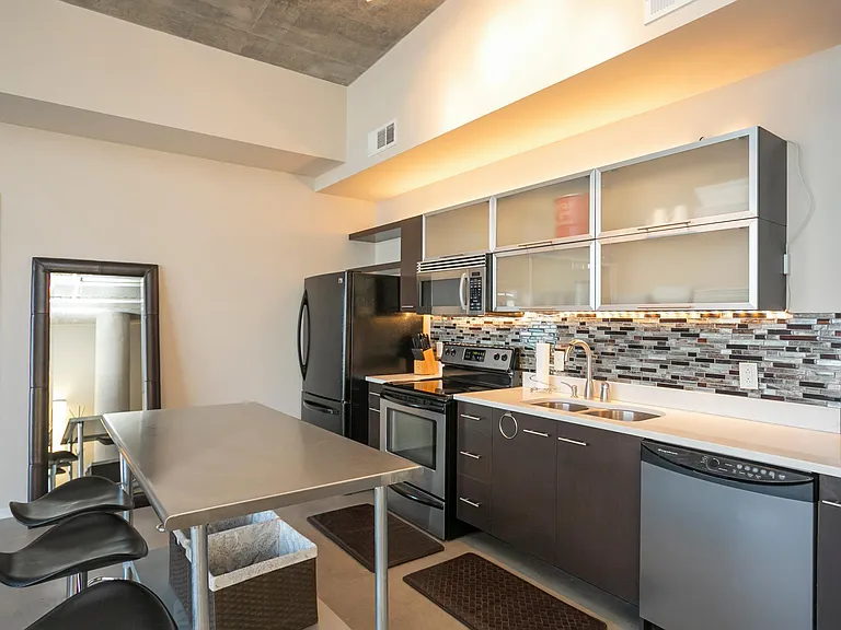 2115 Yeaman Pl #634 — Photo 36