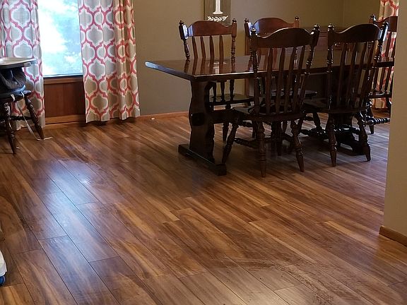 Spacious Dining Room