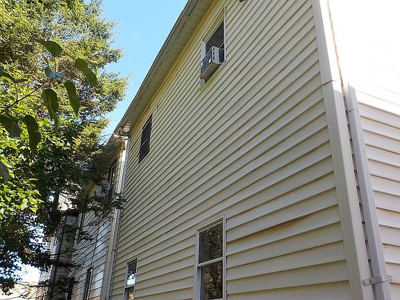 3rd image of 475 Freeport St #A-b
