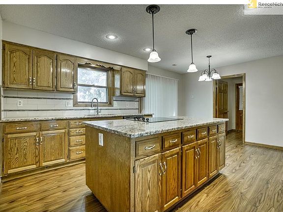 5th image of 1403 Dartmouth Dr