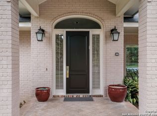 107 Limestone Oak, Shavano Park, TX 78230