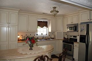 2nd image of 553 Cedar Creek Dr