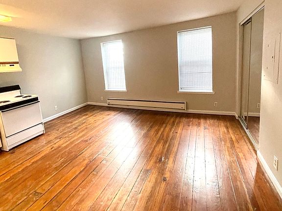 3rd image of 1643 S 2nd St Floor 3