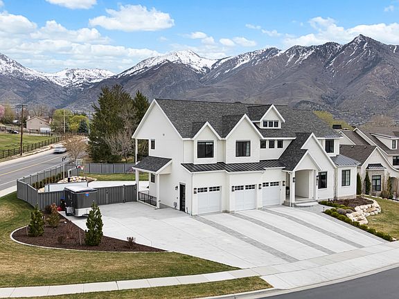 5th image of 562 W Dally Dr