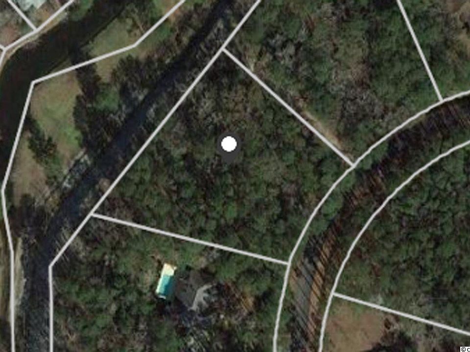 2nd image of 23 Sunfield Dr
