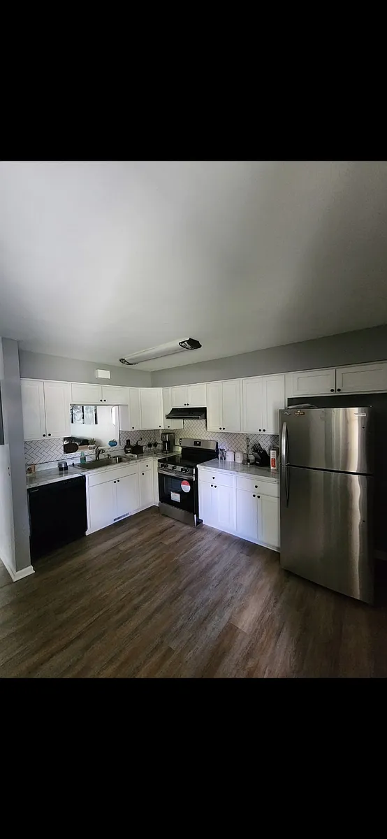 Building Photo - 293 Lovell St #293