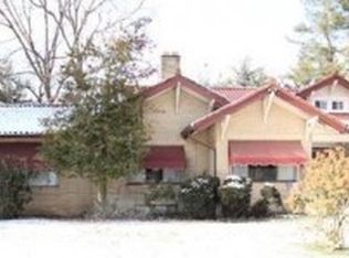 905 Ottawa Dr, Youngstown, OH