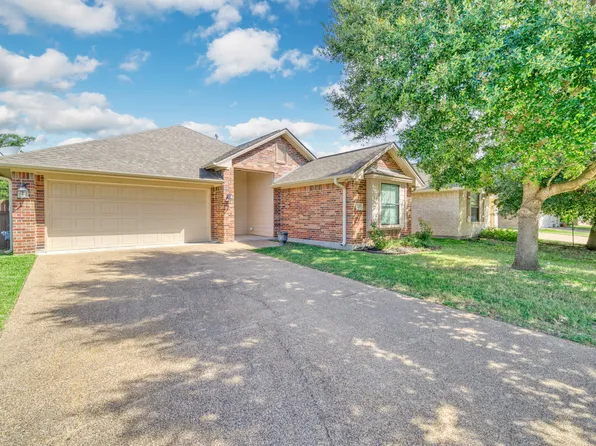 4208 Carnes Ct S, College Station, TX 77845