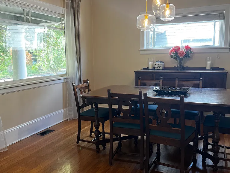 2525 NE Knott St — Photo 10