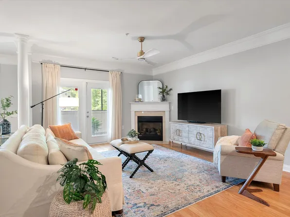 1025 Riverland Woods Pl APT 106, Charleston, SC 29412