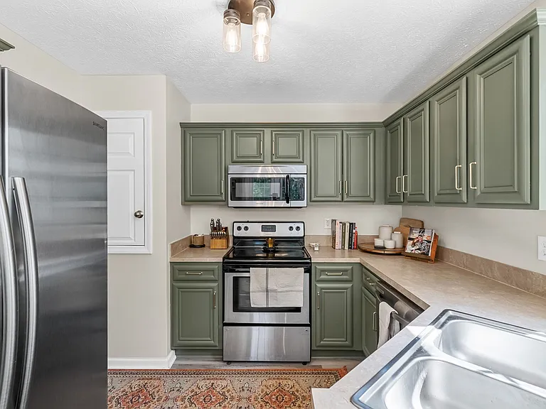 1092 Bobcat Dr — Photo 13