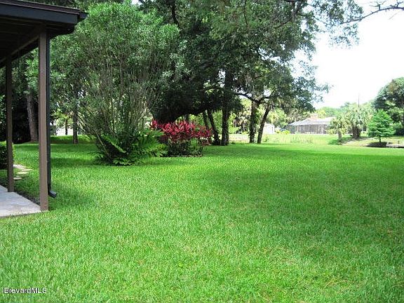 3rd image of 5320 Sand Lake Dr