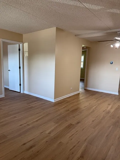 2 bed, 1.5 bath, 944 sqft, $2,200 — Photo 3