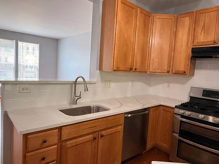 100 Colts Neck Dr — Photo 13
