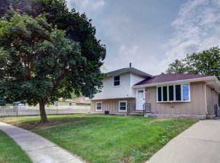 3620 Rogina Dr, Joliet, IL 60431