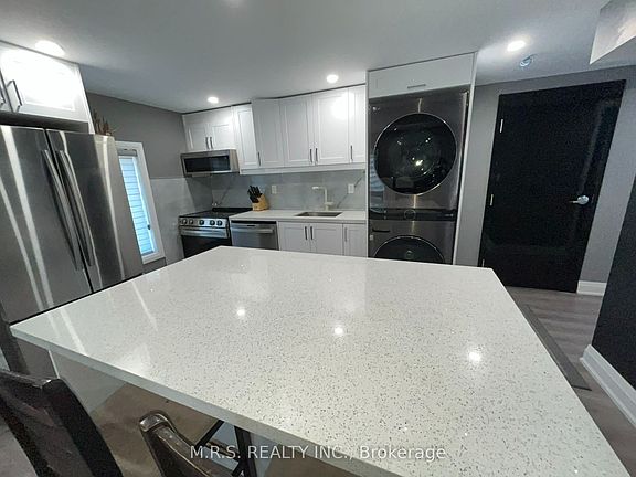 2nd image of 26 Hillcrest Ave #2