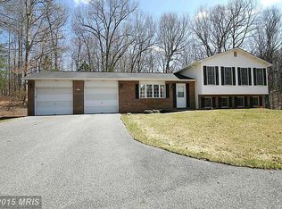 903 Foggy Bottom Dr, Sykesville, MD 21784