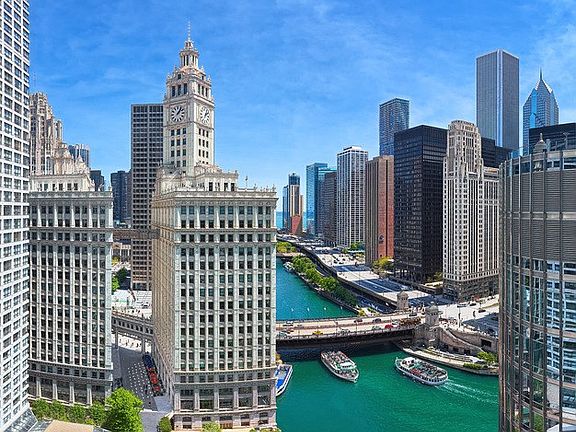 4th image of 403 N Wabash Ave #15C