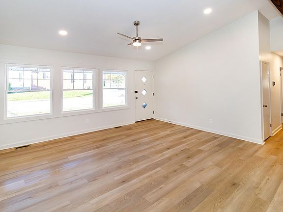 3rd image of 801 Stewart Ave