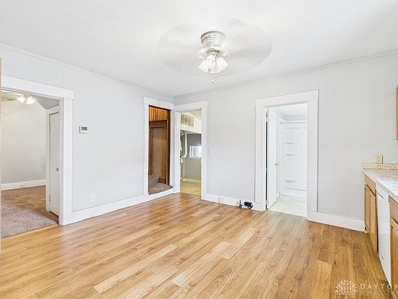2nd image of 249 W Washington St