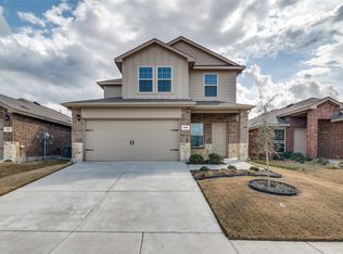 808 Country Rd, Royse City, TX 75189