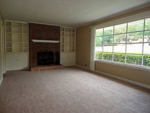 3rd image of 2948 Southshore Dr #1