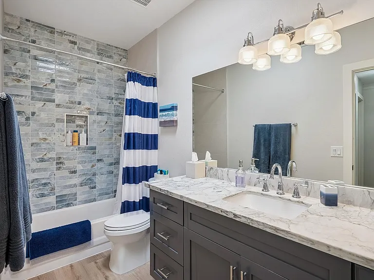 4733 E Casey Ln — Photo 7