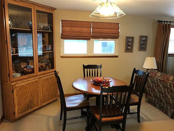 4th image of 1077 E Mohican Trl