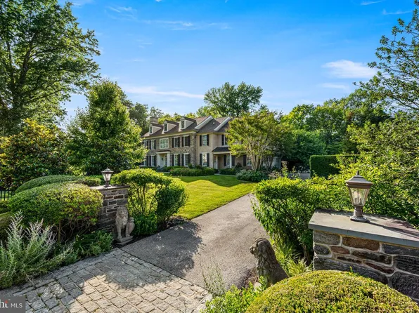 205 Exeter Rd, Devon, PA 19333