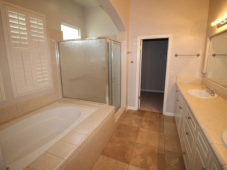 795 Heritage Ave — Photo 26