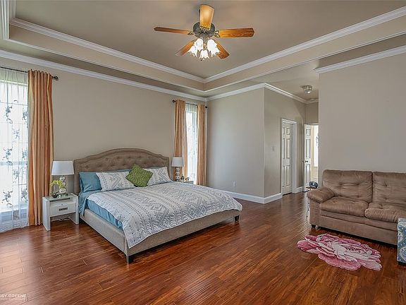 2nd image of 6008 Parliament Dr