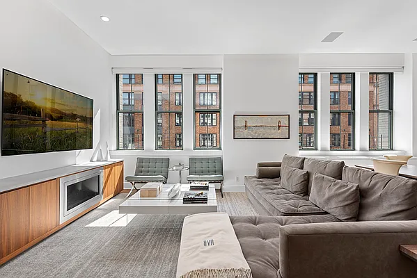 Sold by Corcoran | media 2