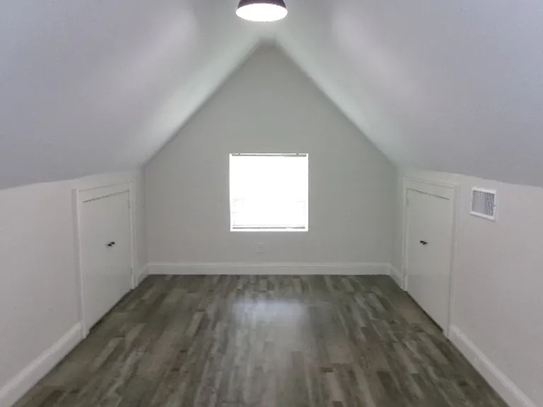 1408 W Main St — Photo 20