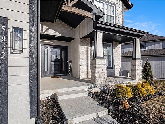 2nd image of 5823 Belmont Dr