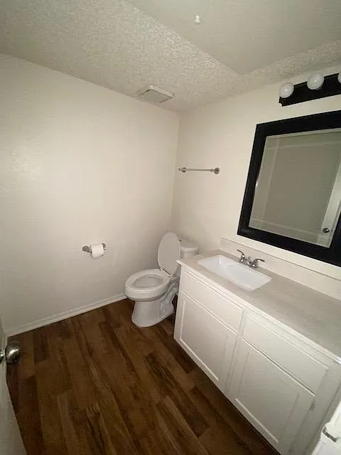 904A Cottonwood Trl — Photo 4